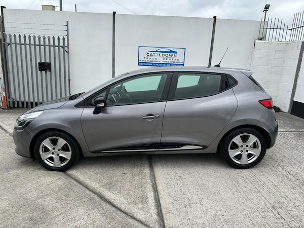 Used Renault Clio 2014 for sale - 74922445: Photo 2