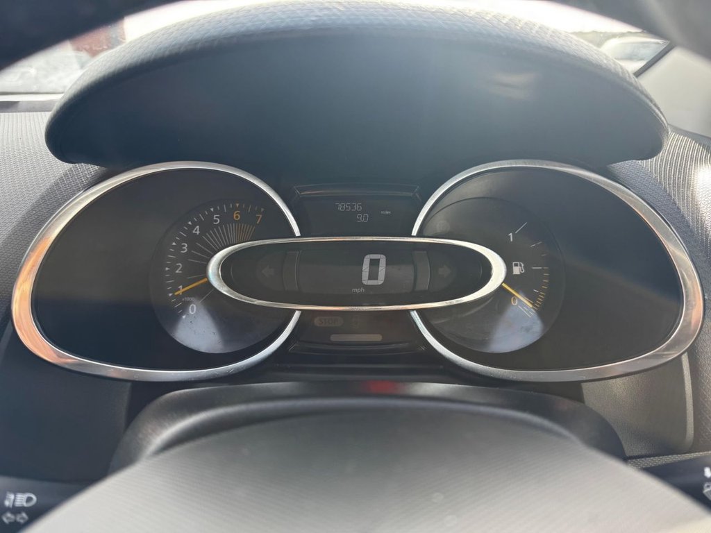 Used Renault Clio 2014 for sale - 74922445: Photo 33