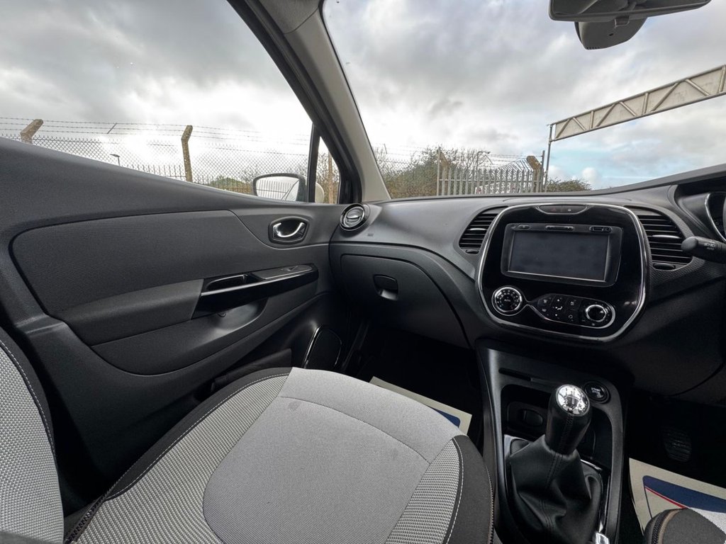 Used Renault Captur 2014 for sale - 76841511: Photo 22
