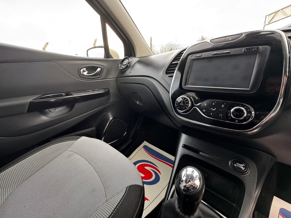 Used Renault Captur 2014 for sale - 76841511: Photo 31