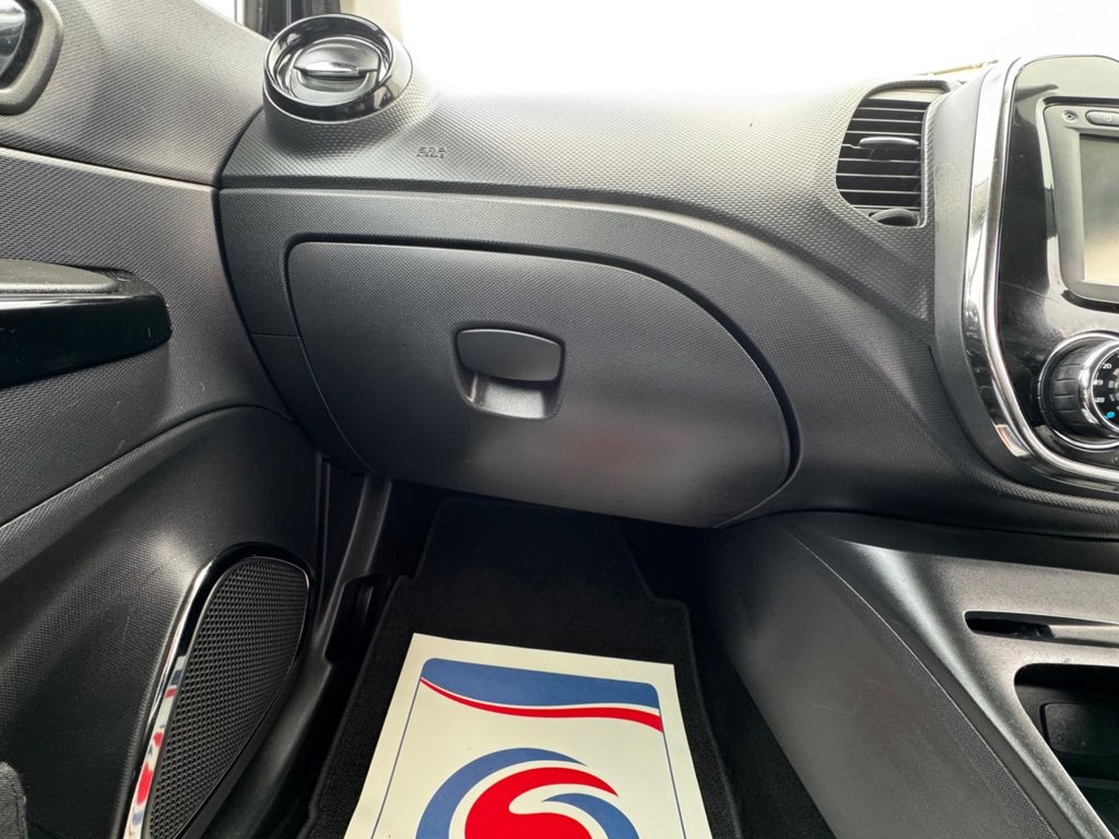 Used Renault Captur 2014 for sale - 76841511: Photo 32