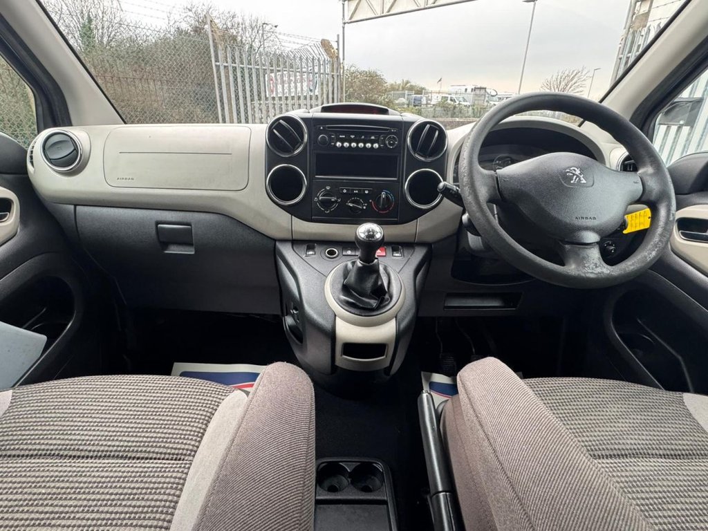 Used Peugeot Partner Tepee 2012 for sale - 77038290: Photo 23