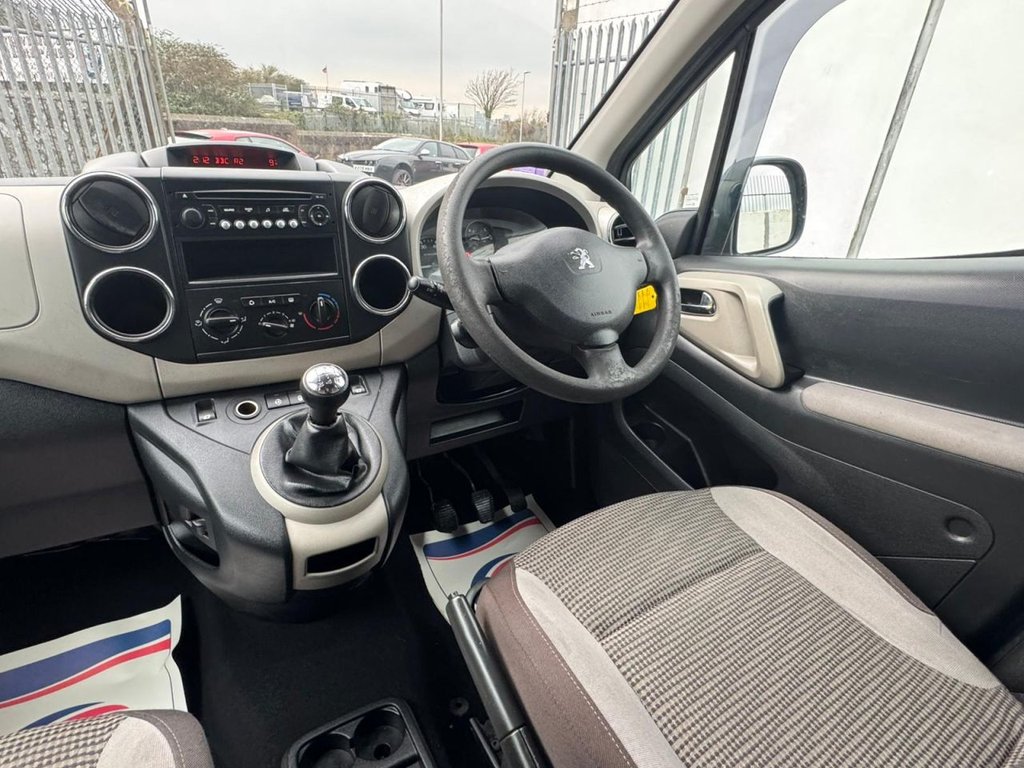 Used Peugeot Partner Tepee 2012 for sale - 77038290: Photo 25