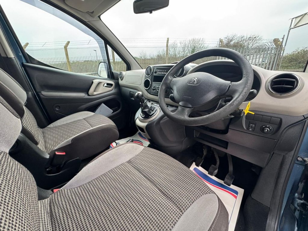 Used Peugeot Partner Tepee 2012 for sale - 77038290: Photo 31