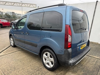 Used Peugeot Partner Tepee 2012 for sale - 77038290: Photo
