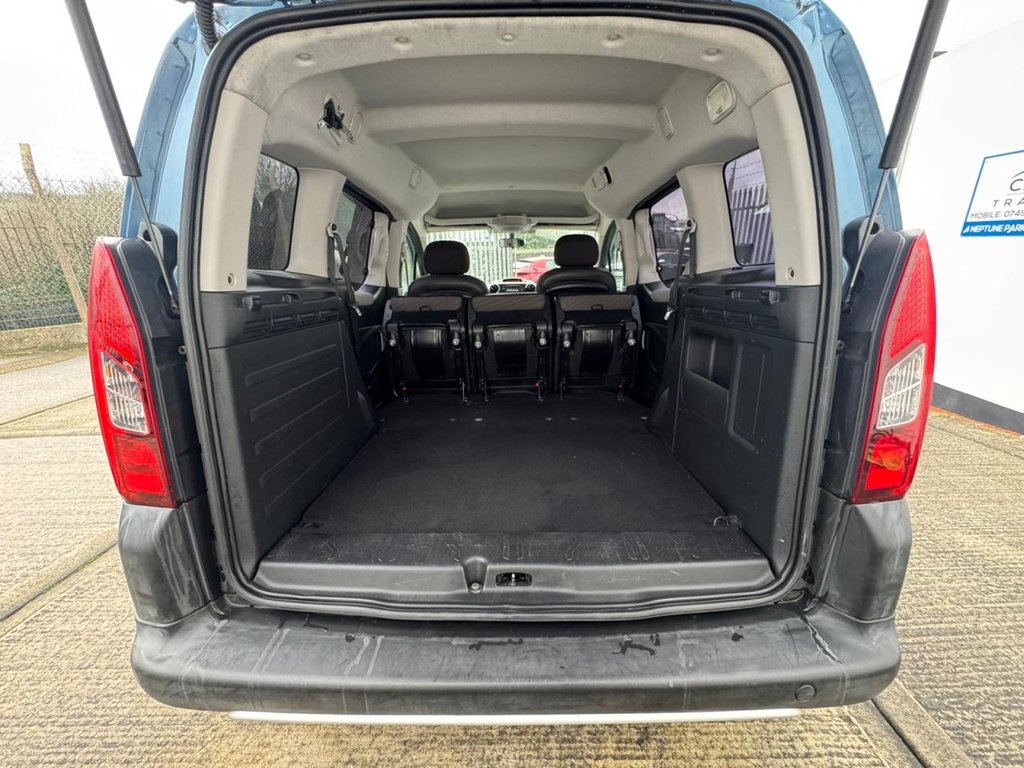 Used Peugeot Partner Tepee 2012 for sale - 77038290: Photo 8