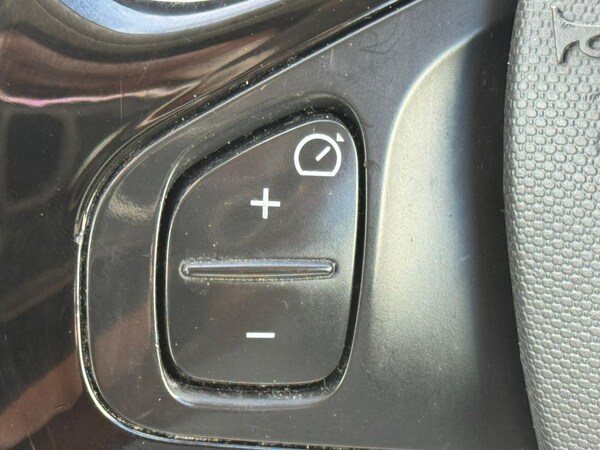Used Renault Captur 2014 for sale - 76241361: Photo 23