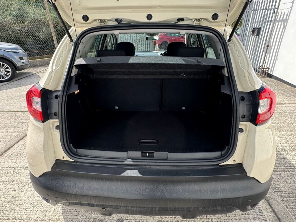 Used Renault Captur 2014 for sale - 76241361: Photo 3