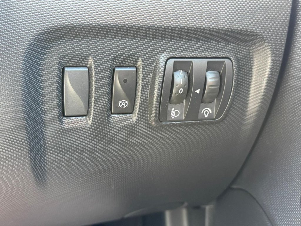 Used Renault Captur 2014 for sale - 76241361: Photo 31