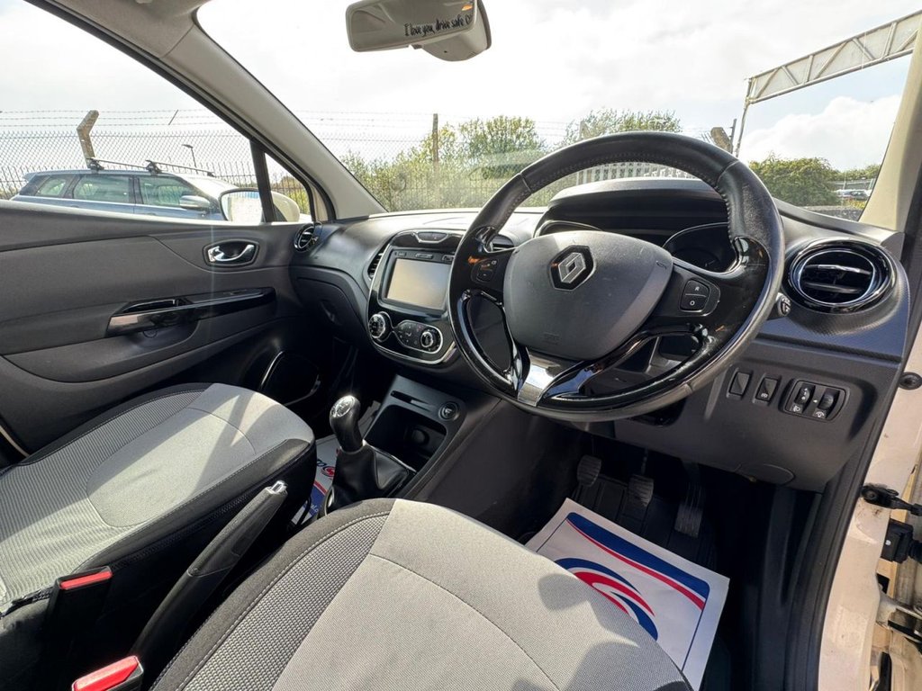 Used Renault Captur 2014 for sale - 76241361: Photo 32