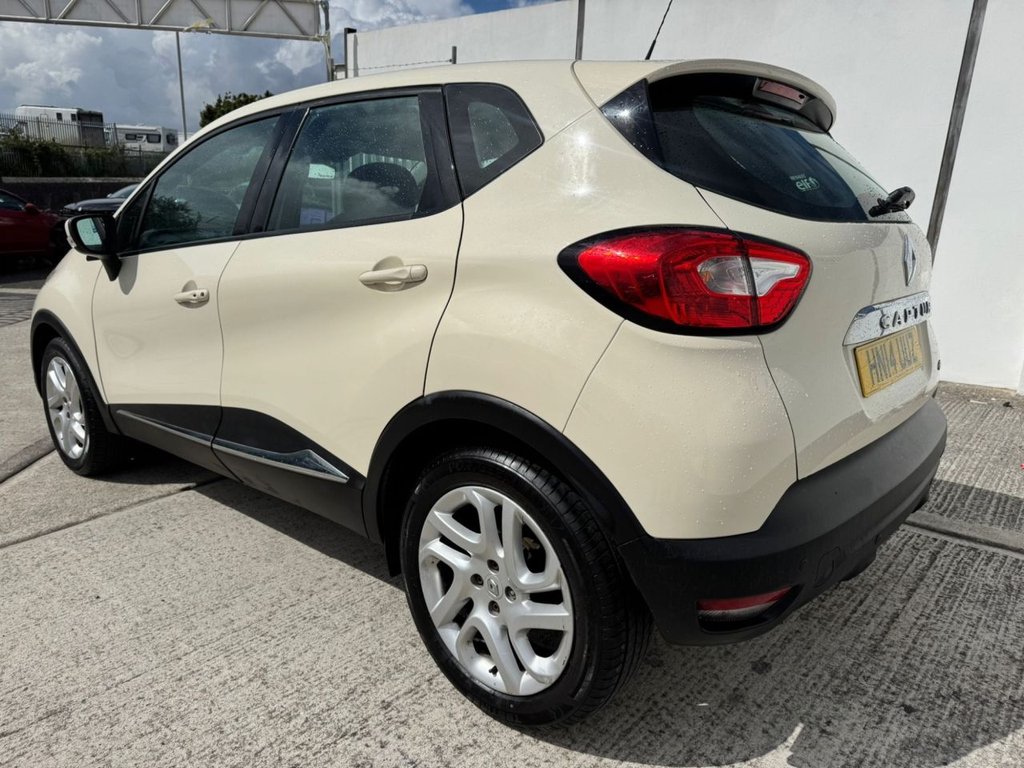 Used Renault Captur 2014 for sale - 76241361: Photo 4