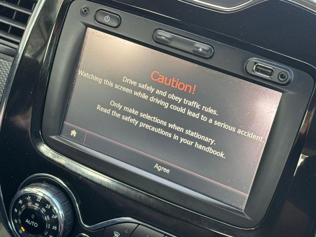 Used Renault Captur 2014 for sale - 76241361: Photo 42