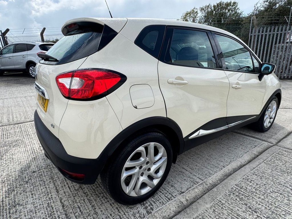Used Renault Captur 2014 for sale - 76241361: Photo 9