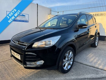 Used Ford Kuga 2015 for sale - 77755320: Photo