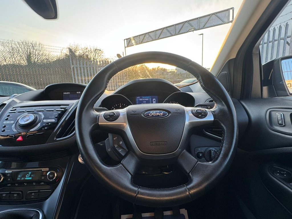 Used Ford Kuga 2015 for sale - 77755320: Photo 32