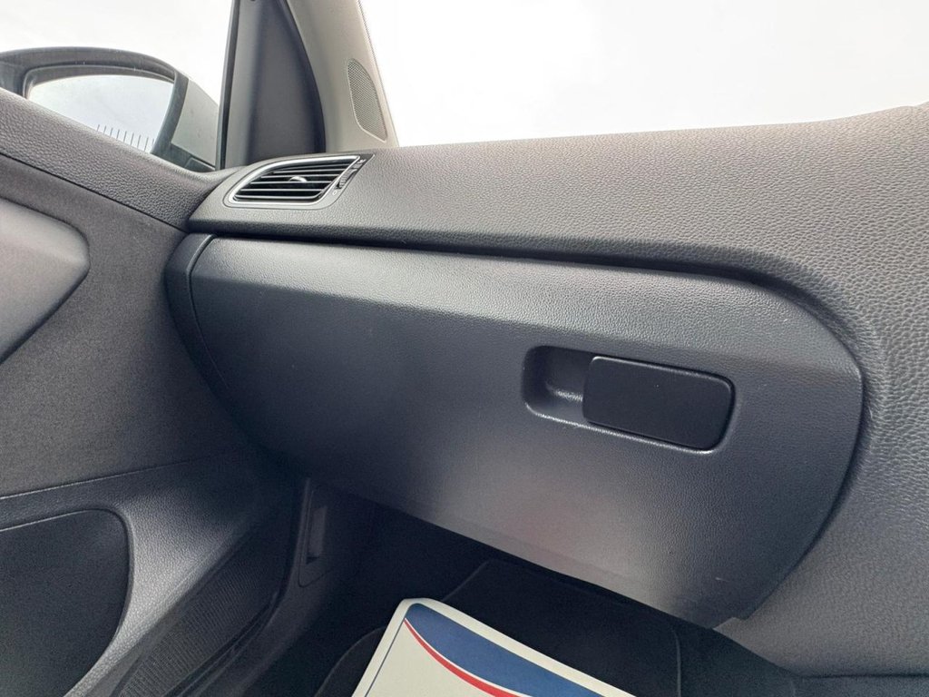 Used Volkswagen Polo 2012 for sale - 77739580: Photo 33