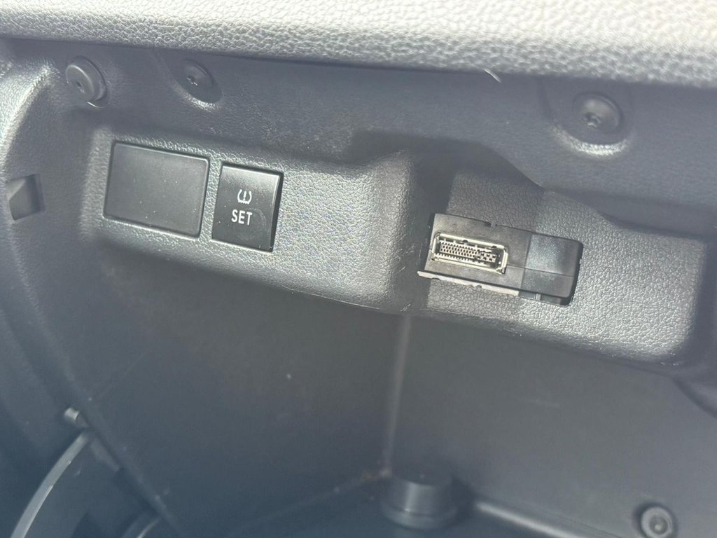 Used Volkswagen Polo 2012 for sale - 77739580: Photo 35