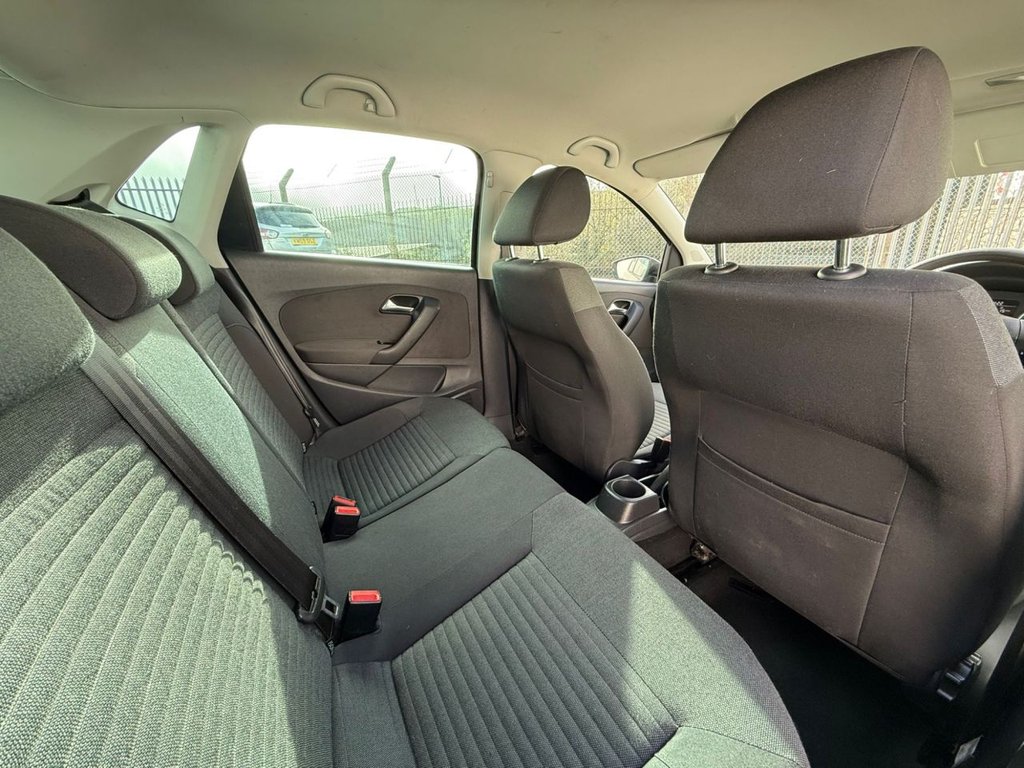 Used Volkswagen Polo 2011 for sale - 76570331: Photo 15