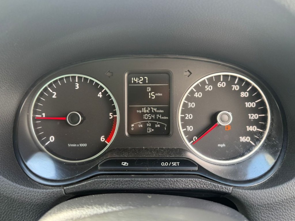 Used Volkswagen Polo 2011 for sale - 76570331: Photo 34