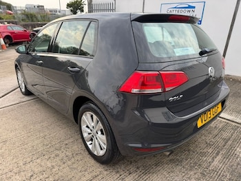 Used Volkswagen Golf 2013 for sale - 75636507: Photo