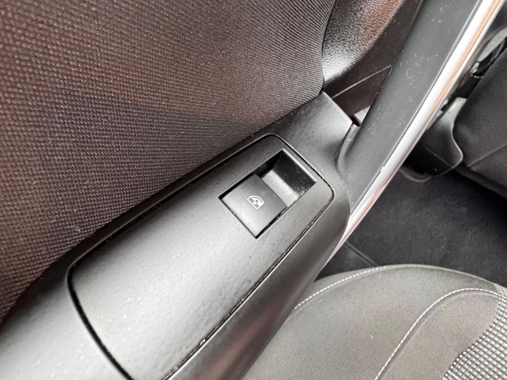 Used Vauxhall Insignia 2011 for sale - 78074120: Photo 19