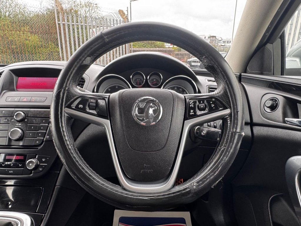 Used Vauxhall Insignia 2011 for sale - 78074120: Photo 32