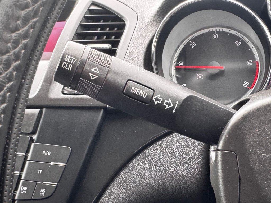 Used Vauxhall Insignia 2011 for sale - 78074120: Photo 35