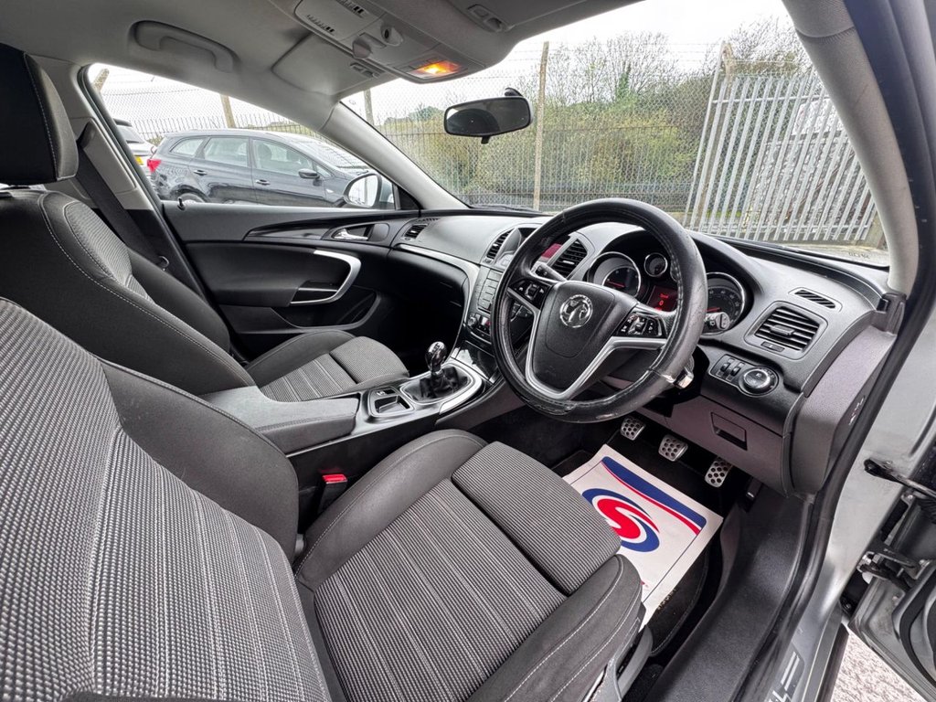 Used Vauxhall Insignia 2011 for sale - 78074120: Photo 38
