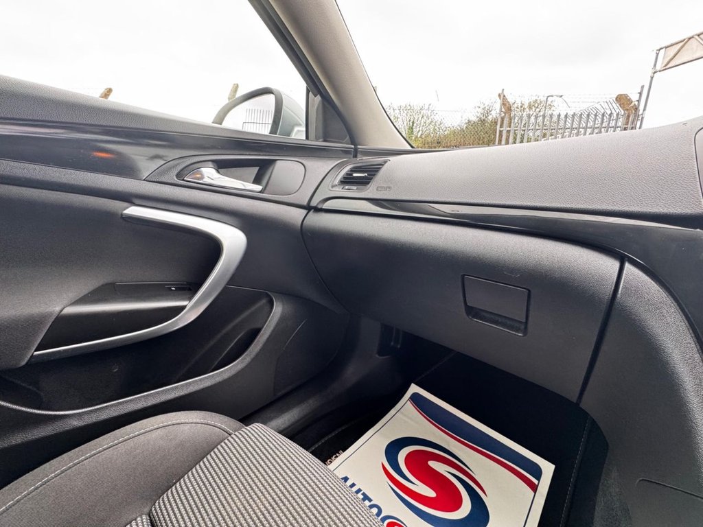 Used Vauxhall Insignia 2011 for sale - 78074120: Photo 41