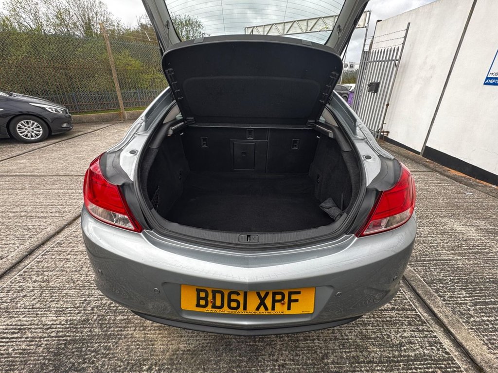 Used Vauxhall Insignia 2011 for sale - 78074120: Photo 6