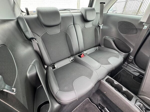 Used Vauxhall ADAM 2016 for sale - 75716611: Photo 15
