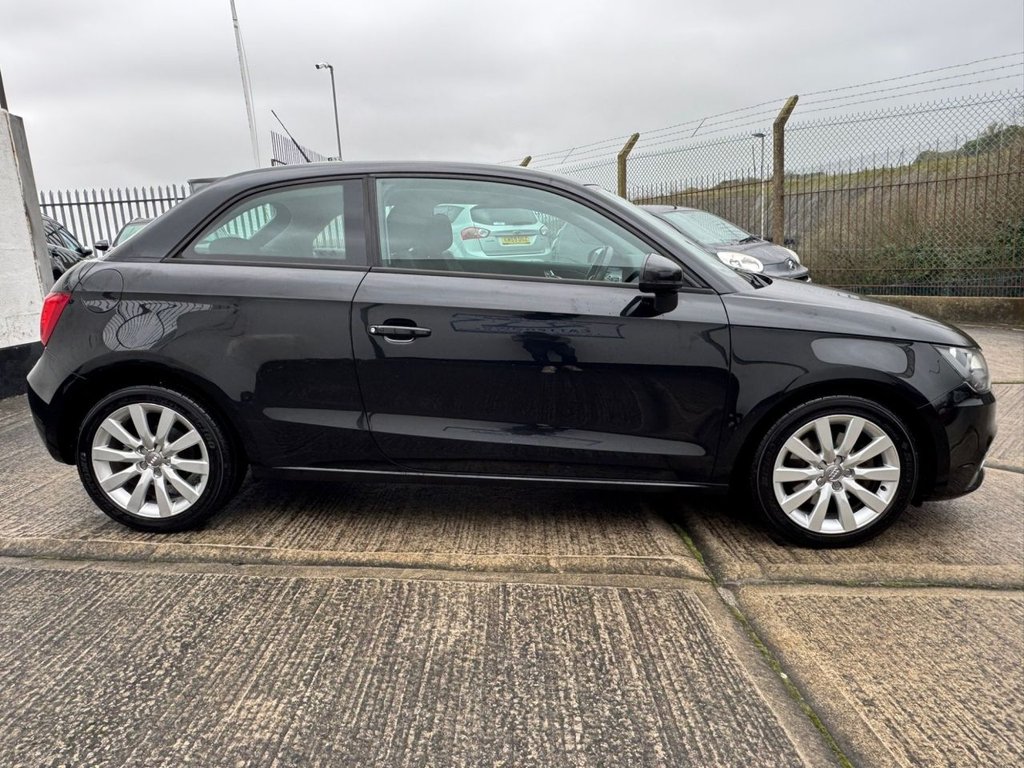 Used Audi A1 2011 for sale - 77384381: Photo 10