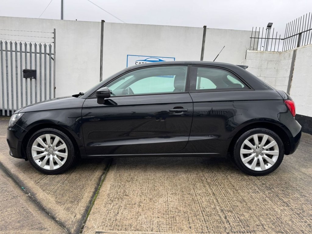 Used Audi A1 2011 for sale - 77384381: Photo 2