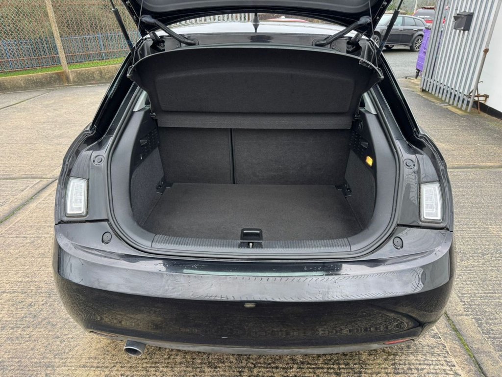 Used Audi A1 2011 for sale - 77384381: Photo 6