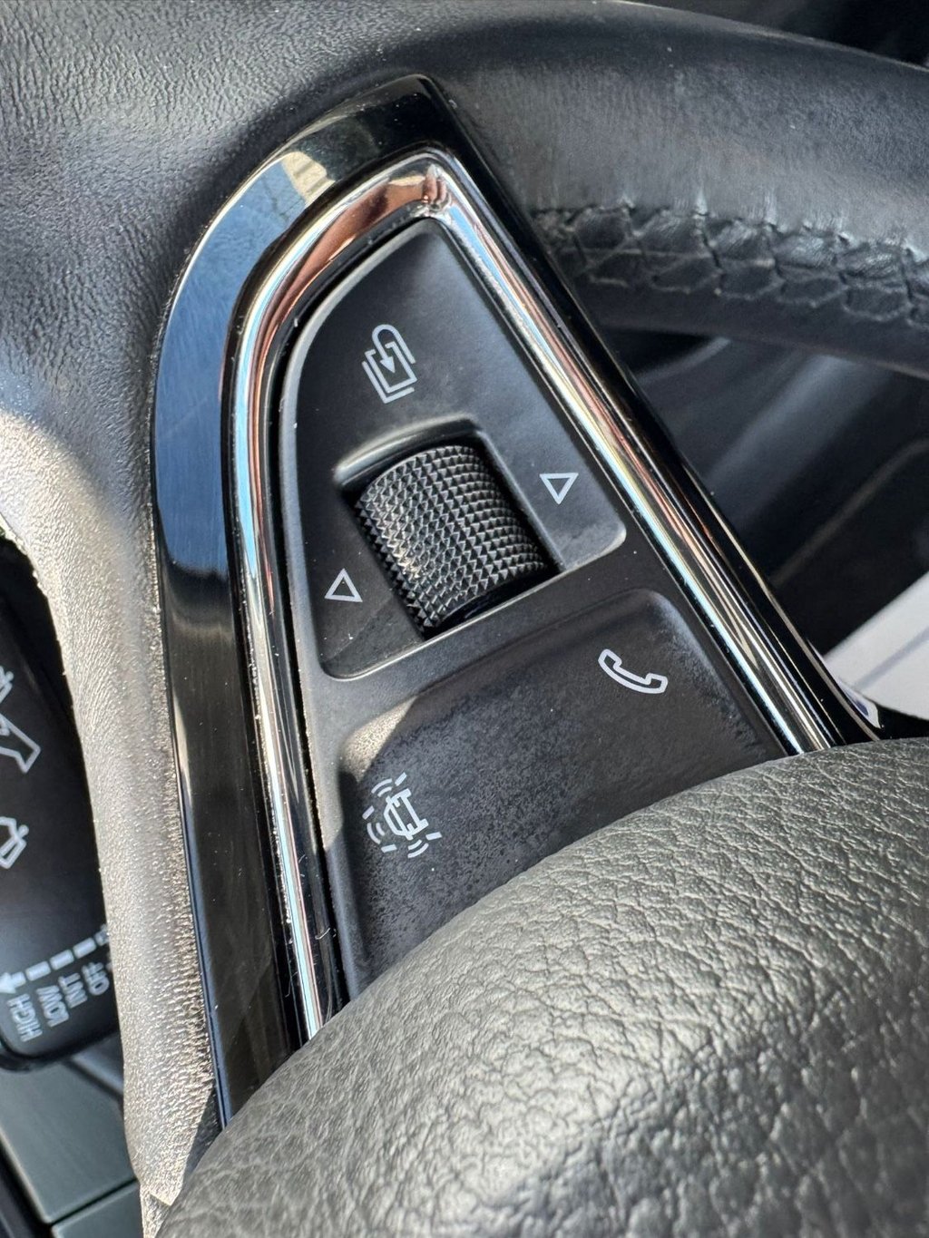 Used Skoda Superb 2017 for sale - 77953057: Photo 35