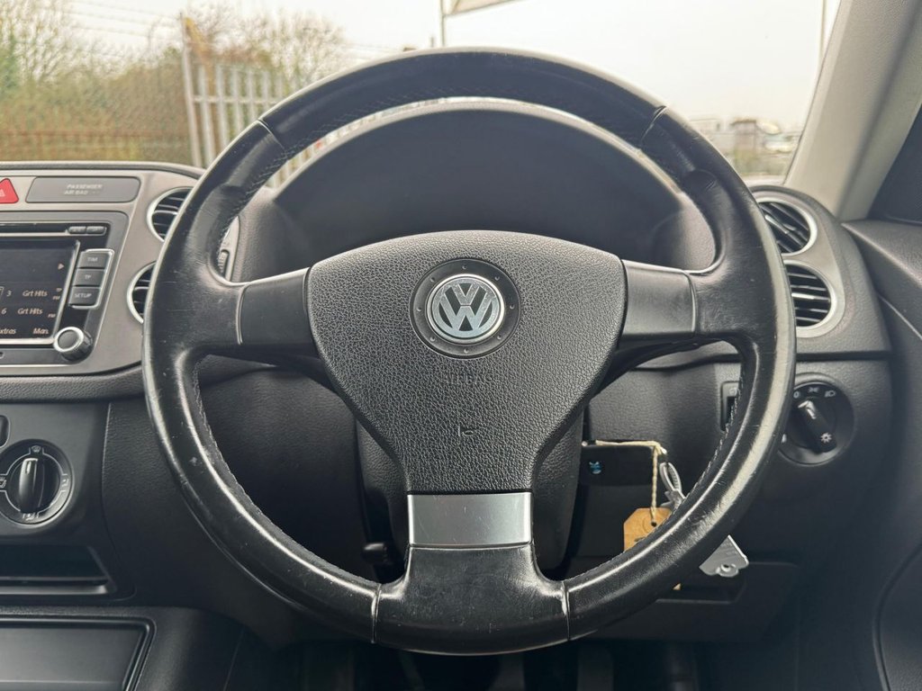 Used Volkswagen Tiguan 2009 for sale - 77798302: Photo 26