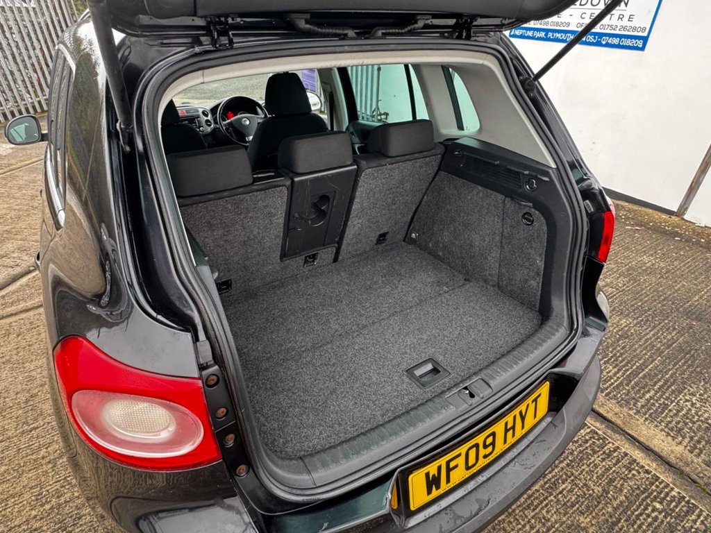 Used Volkswagen Tiguan 2009 for sale - 77798302: Photo 6