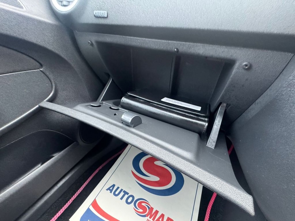 Used Vauxhall Corsa 2011 for sale - 77734644: Photo 41