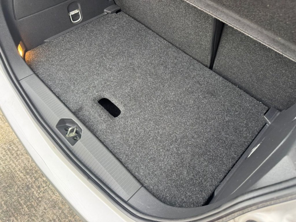 Used Vauxhall Corsa 2011 for sale - 77734644: Photo 7