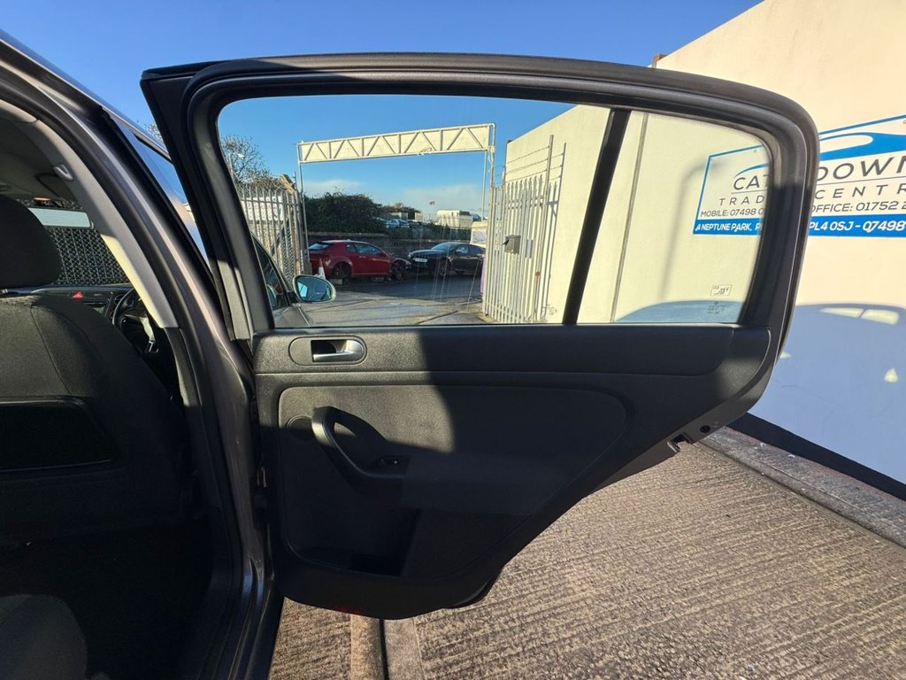 Used Volkswagen Golf Plus 2010 for sale - 76617577: Photo 15