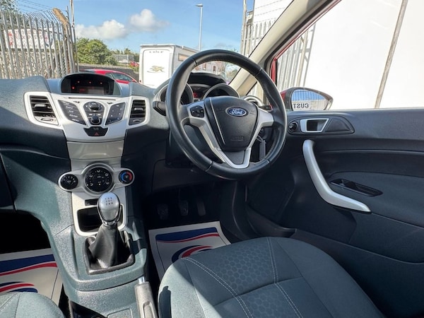 Used Ford Fiesta 2012 for sale - 74443285: Photo 22