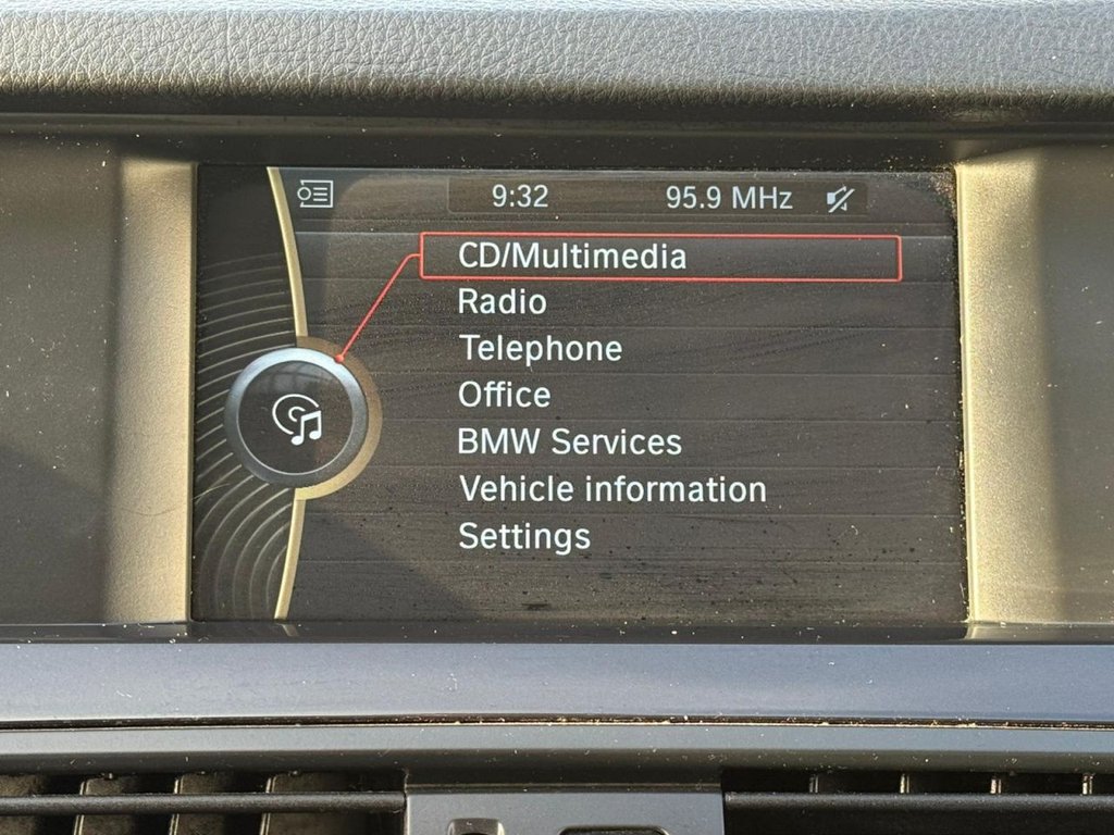 Used BMW 5 Series 2011 for sale - 77171977: Photo 19