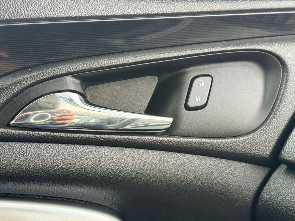 Used Vauxhall Insignia 2015 for sale - 77341785: Photo 50