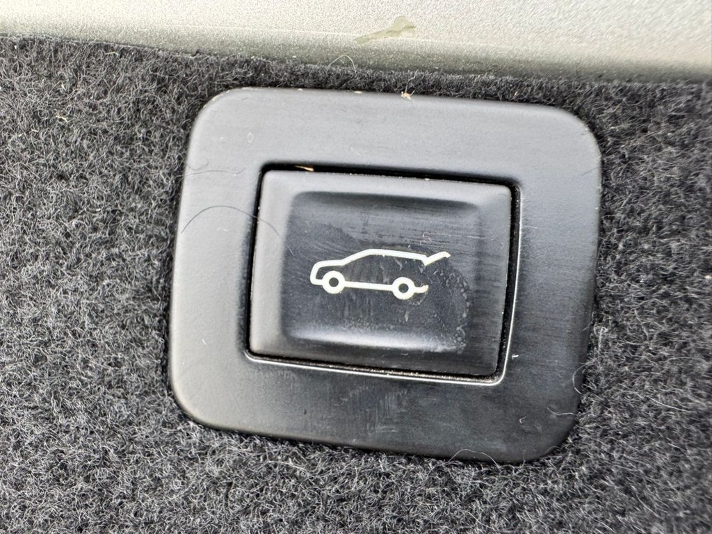 Used Vauxhall Insignia 2015 for sale - 77341785: Photo 8