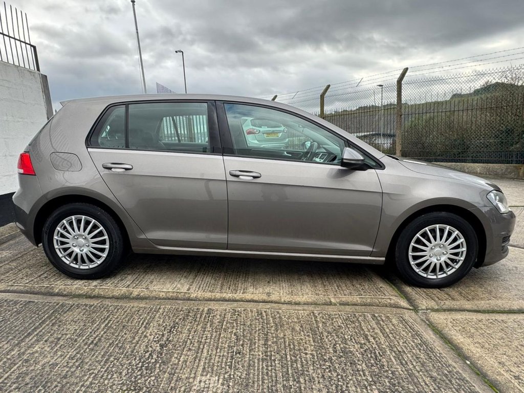 Used Volkswagen Golf 2013 for sale - 76617764: Photo 11