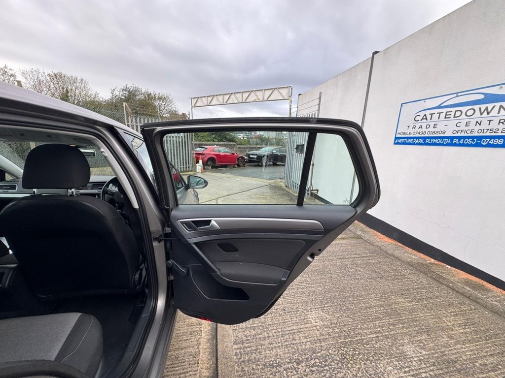 Used Volkswagen Golf 2013 for sale - 76617764: Photo 14