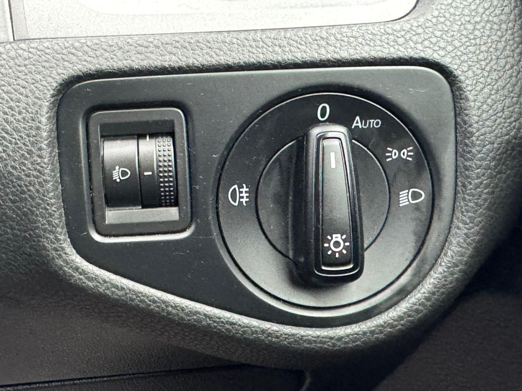 Used Volkswagen Golf 2013 for sale - 76617764: Photo 31