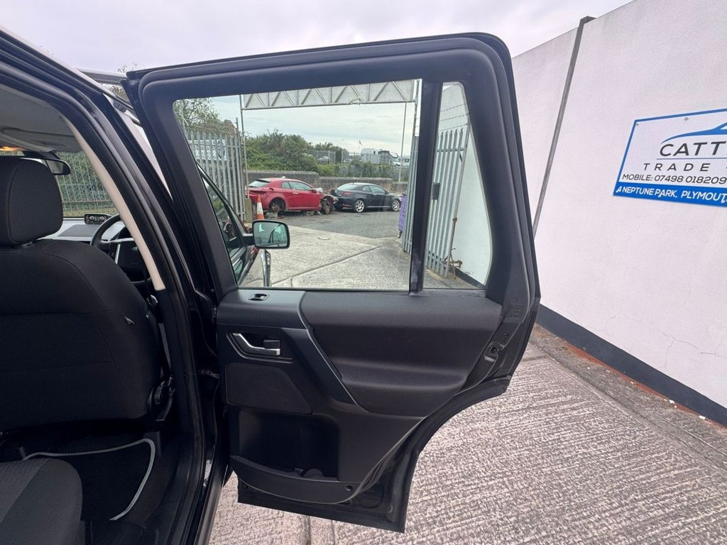 Used Land Rover Freelander 2012 for sale - 78206573: Photo 15