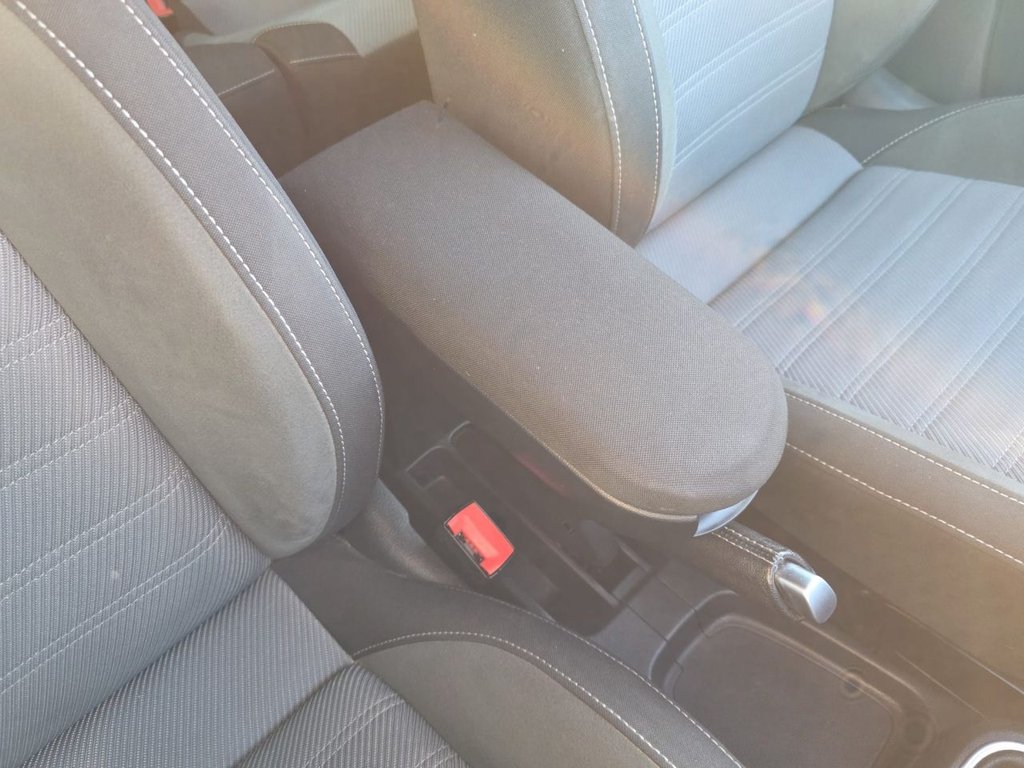 Used Volkswagen Polo 2016 for sale - 76923785: Photo 21