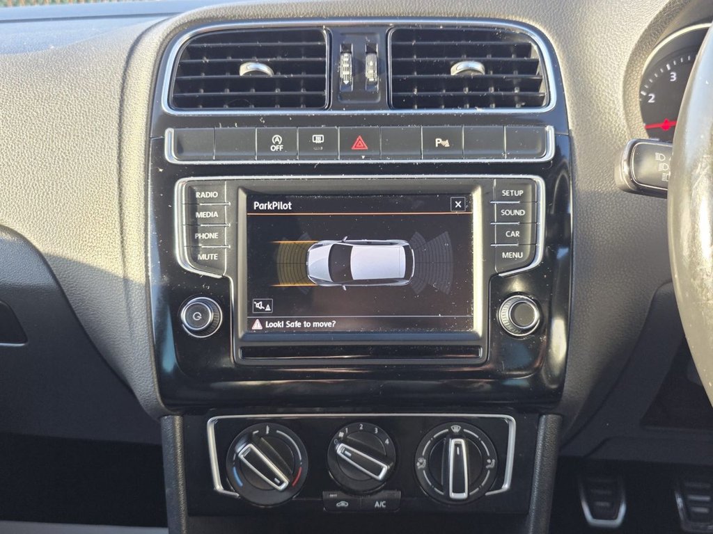 Used Volkswagen Polo 2016 for sale - 76923785: Photo 28